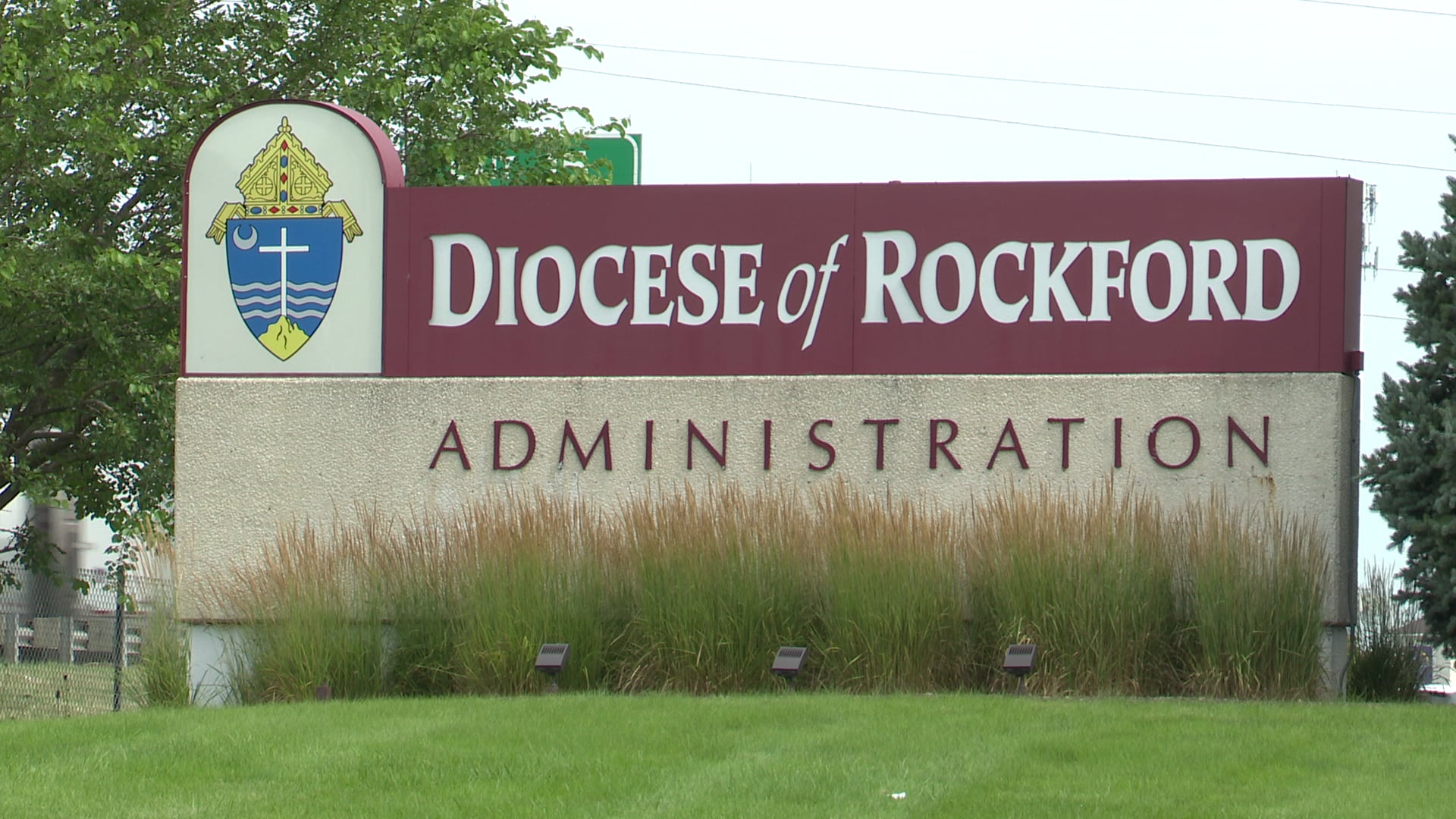 Catholics in Rockford Pray for Pope Leo XIV After Lung Cancer Surgery