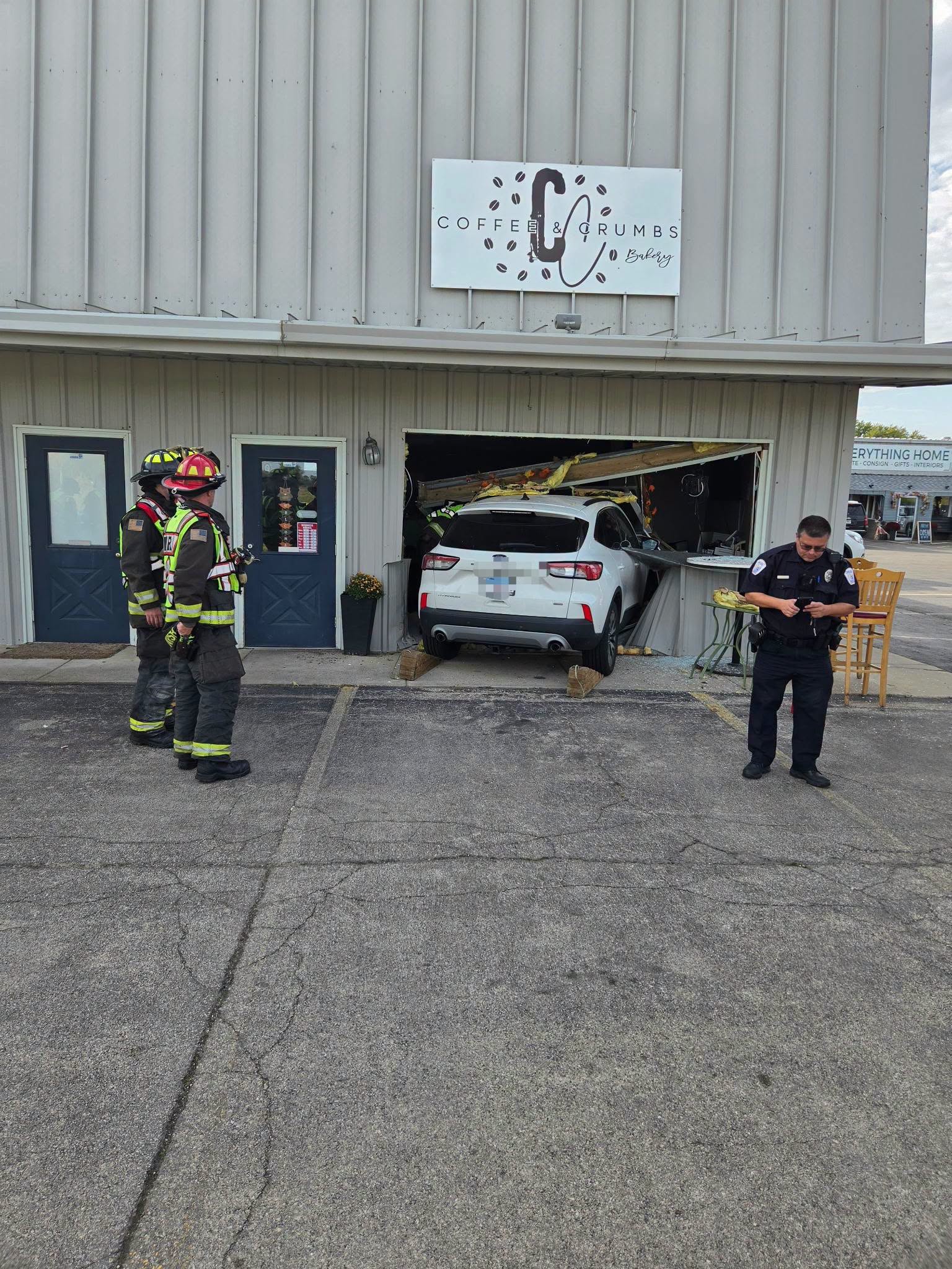 Vehicle Crashes Into Freeport Bakery, Forcing Temporary Closure