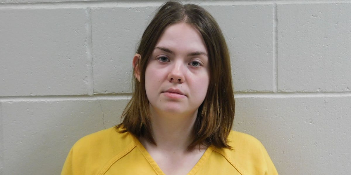 Mother breastfeeding 3-week-old son admits to smoking meth days before his death, complaint says