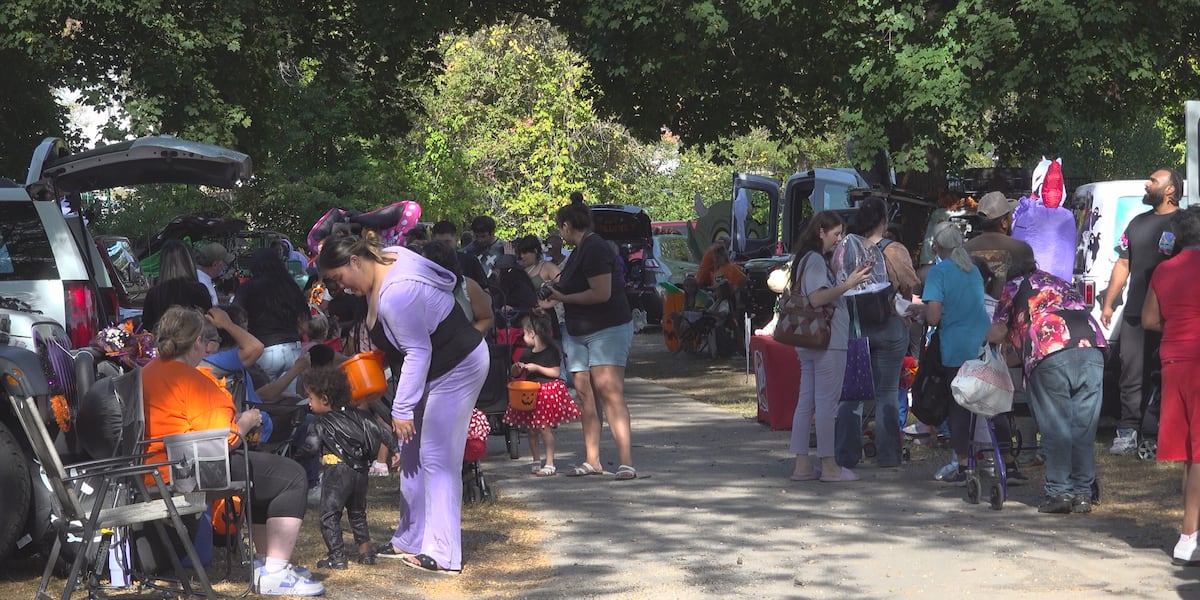 Screw City Jeeps Introduces Trunk-or-Treat Event at Lockwood Park for the First Time Screw City Jeeps Introduces Trunk-or-Treat Event at Lockwood Park for the First Time
