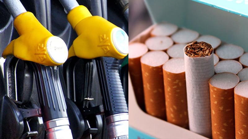 normal amount of cigarettes per day Everyone knows that smoking is bad for your physical health, but it's bad for your financial health, too. A steady smoking habit can cost you thousands of dollars per year, and that normal amount of cigarettes per day Everyone knows that smoking is bad for your physical health, but it's bad for your financial health, too. A steady smoking habit can cost you thousands of dollars per year, and that